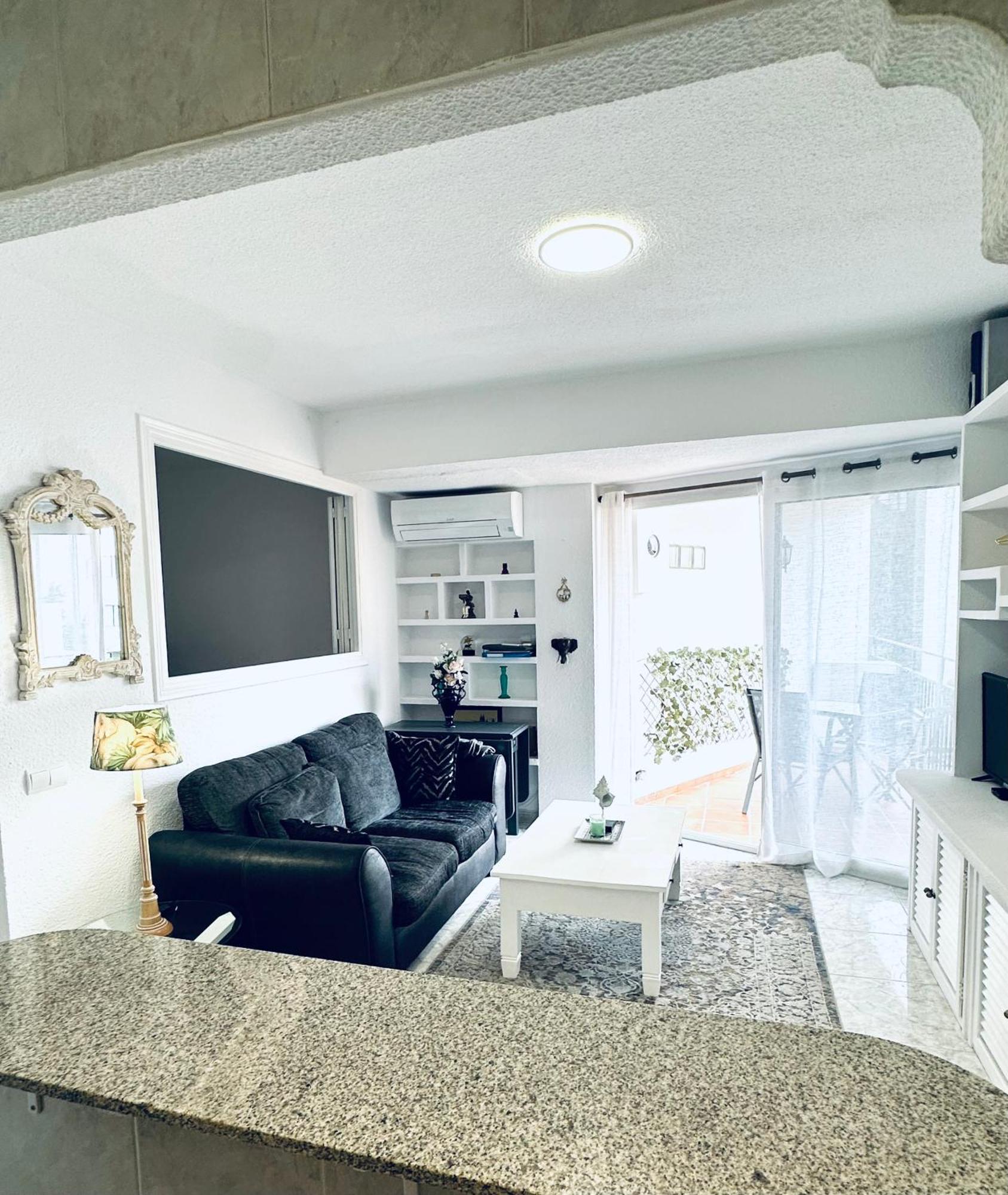 Apartament Torre De El Fuerte - Heart Of Marbella, Steps From The *